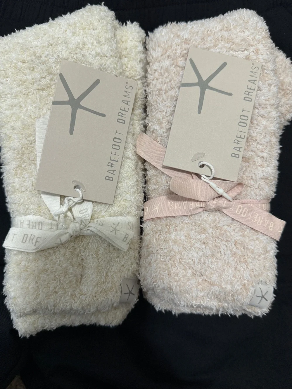 Barefoot Dreams Plush Cream Fuzzy Socks - 2 Pair B6
